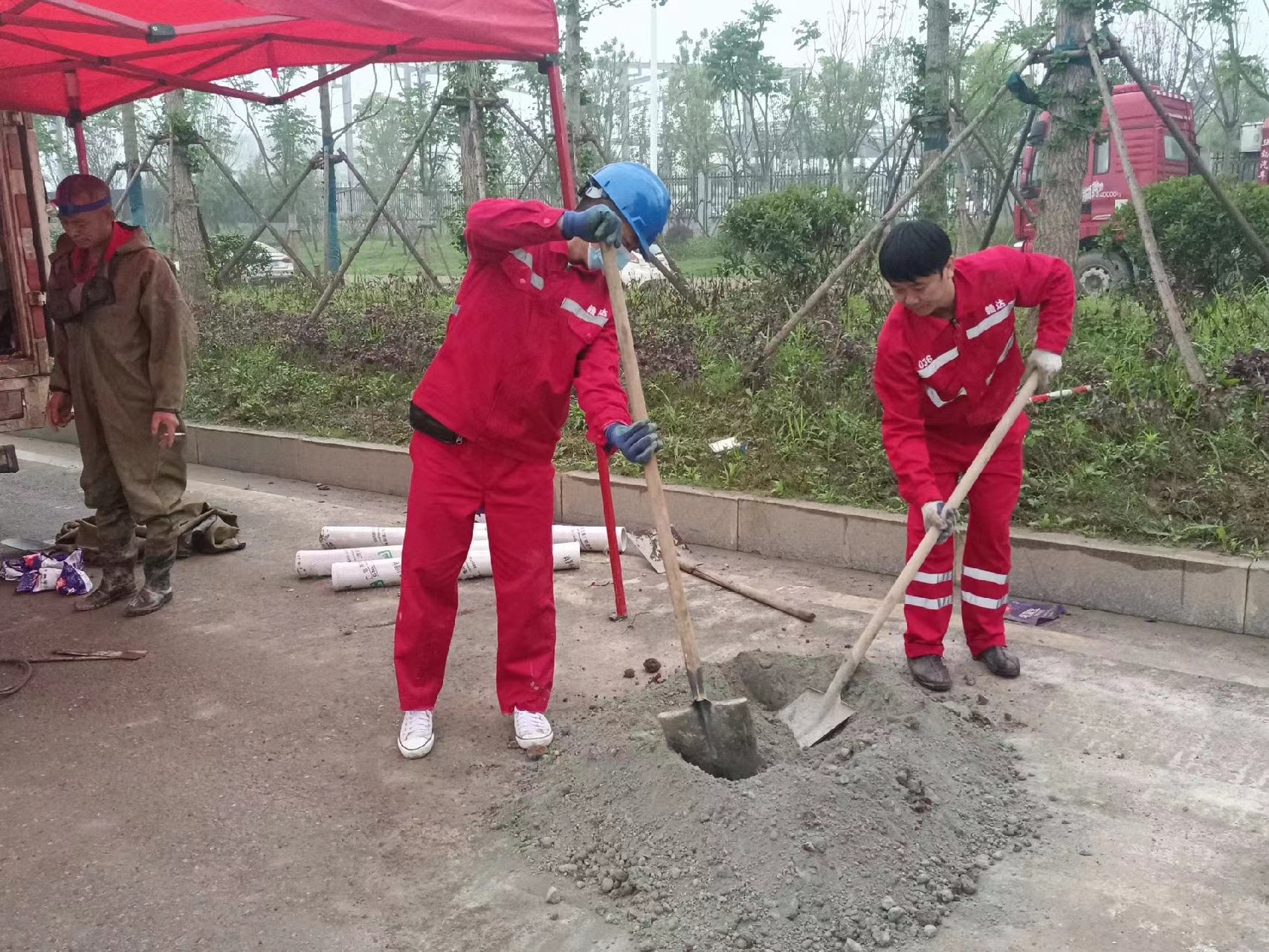 泉山管道疏通哪家好】及时进行市政管道清淤